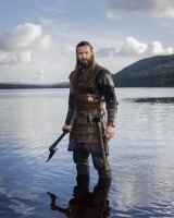 Clive Standen - C. Standen 05