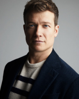 Ed Speleers 01