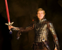 Ed Speleers 03